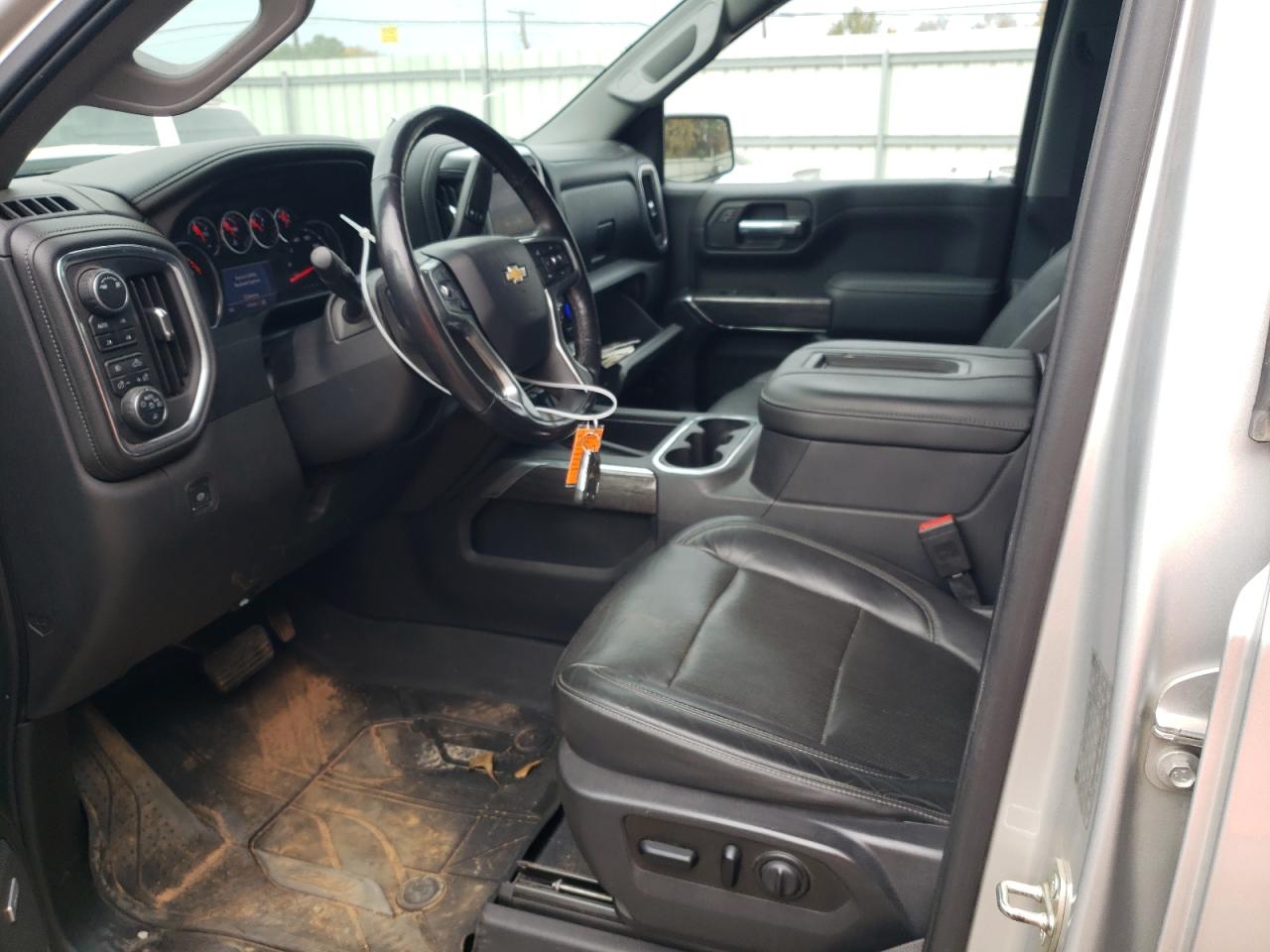 2019 Chevrolet Silverado - Image 7