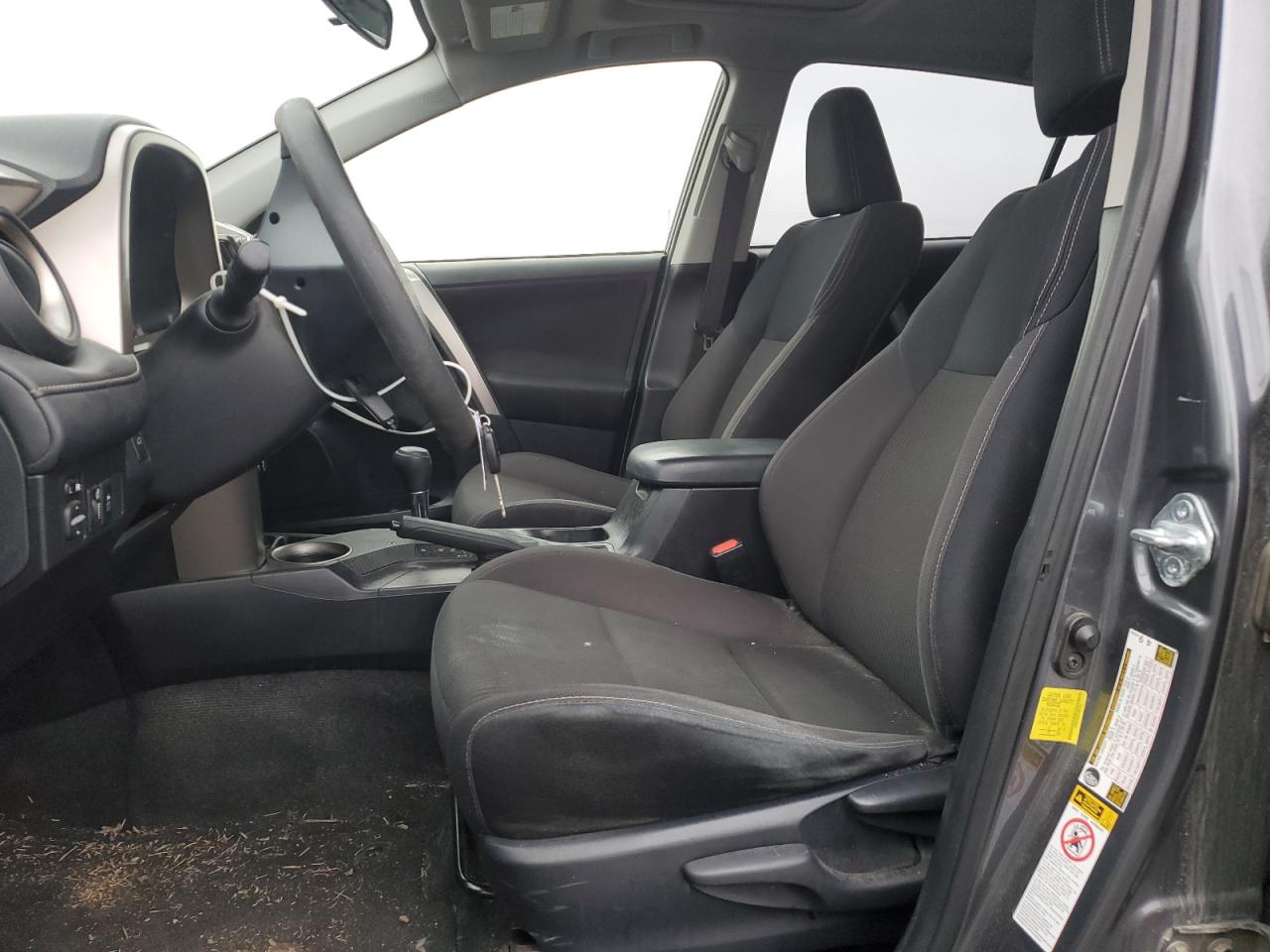 2015 Toyota RAV 4 - Image 7