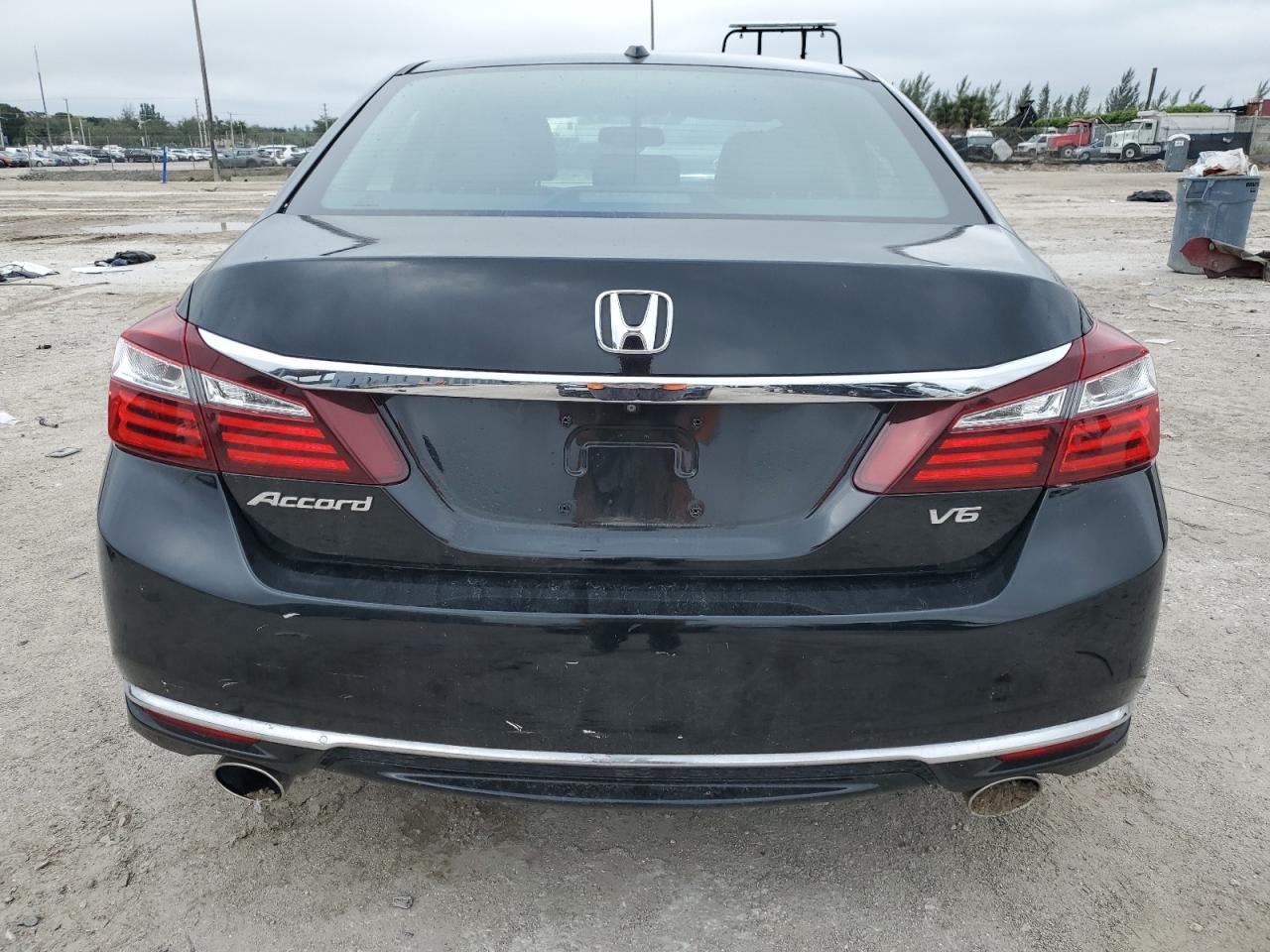 VIN 1HGCR3F83GA034442 2016 HONDA ACCORD no.6