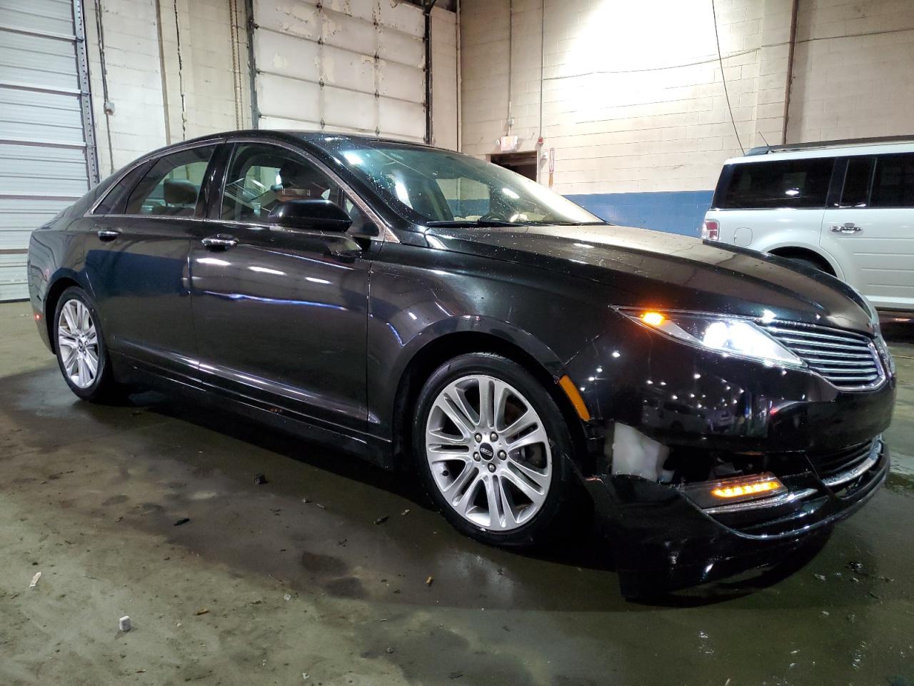2015 Lincoln MKZ - Image 4