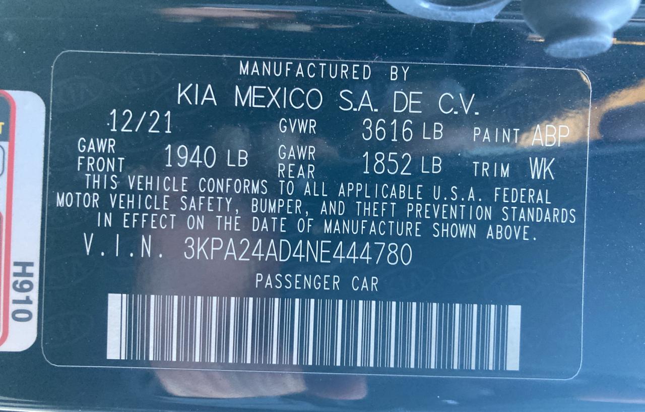 2022 Kia Rio - Image 10
