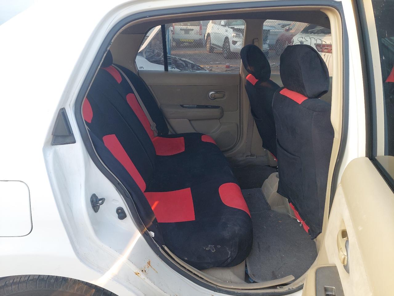 3N1BC1A63BK216075 - 2011 Nissan TIIDA - #84777334