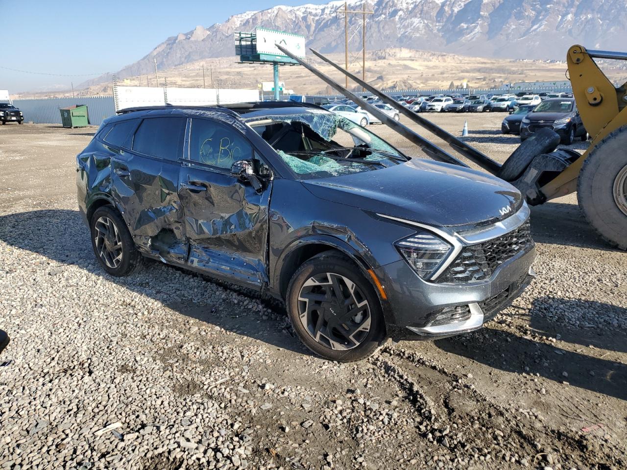 2023 Kia Sportage - Image 4