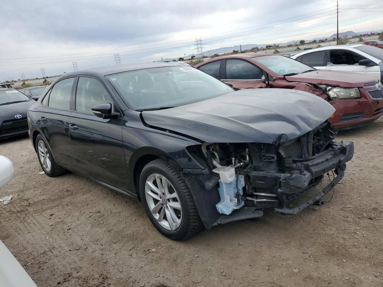 2021 Volkswagen Passat - Image 4