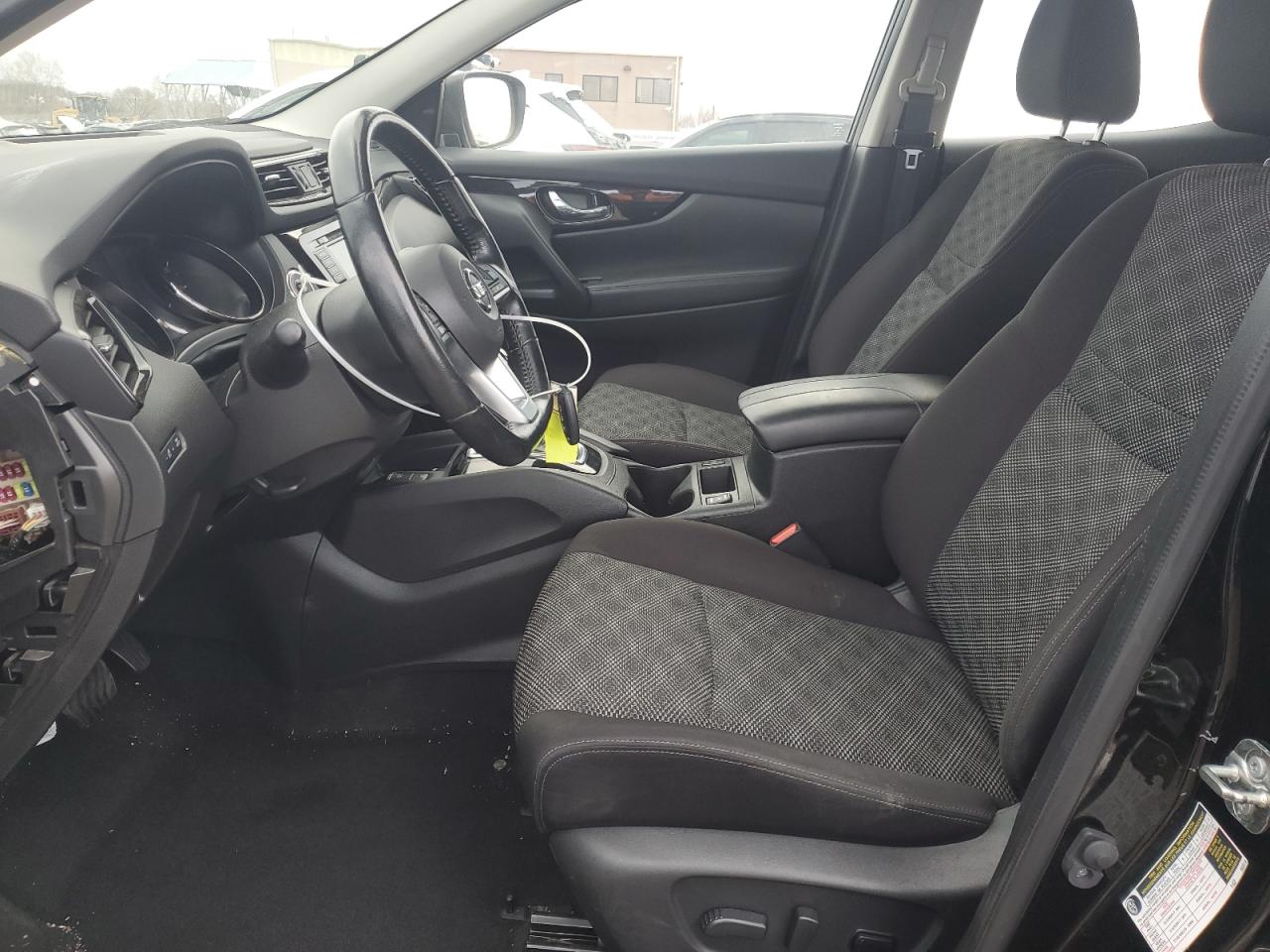 2019 Nissan Rogue - Image 7