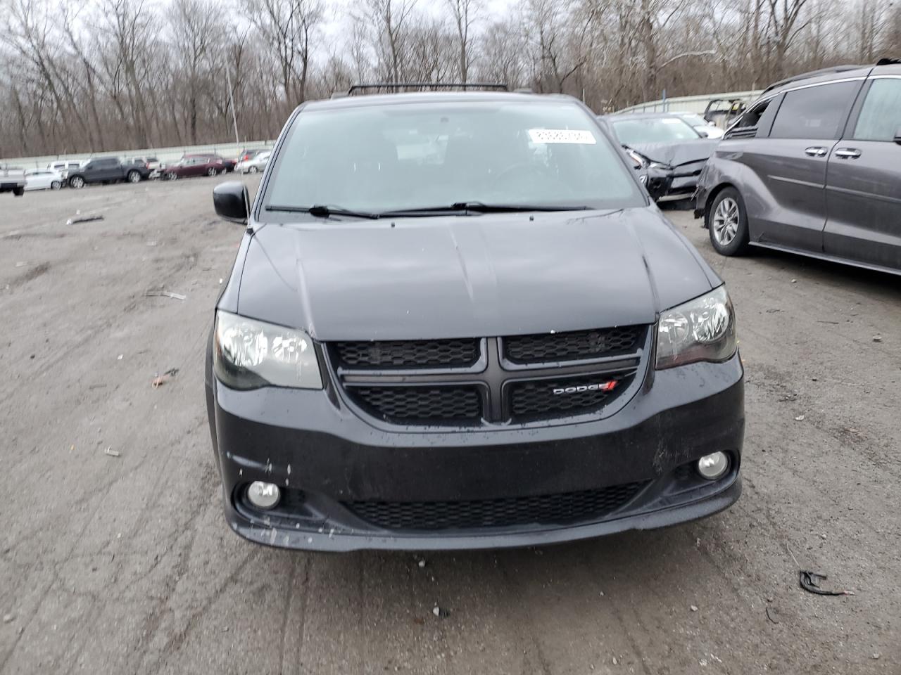2014 Dodge Caravan - Image 5