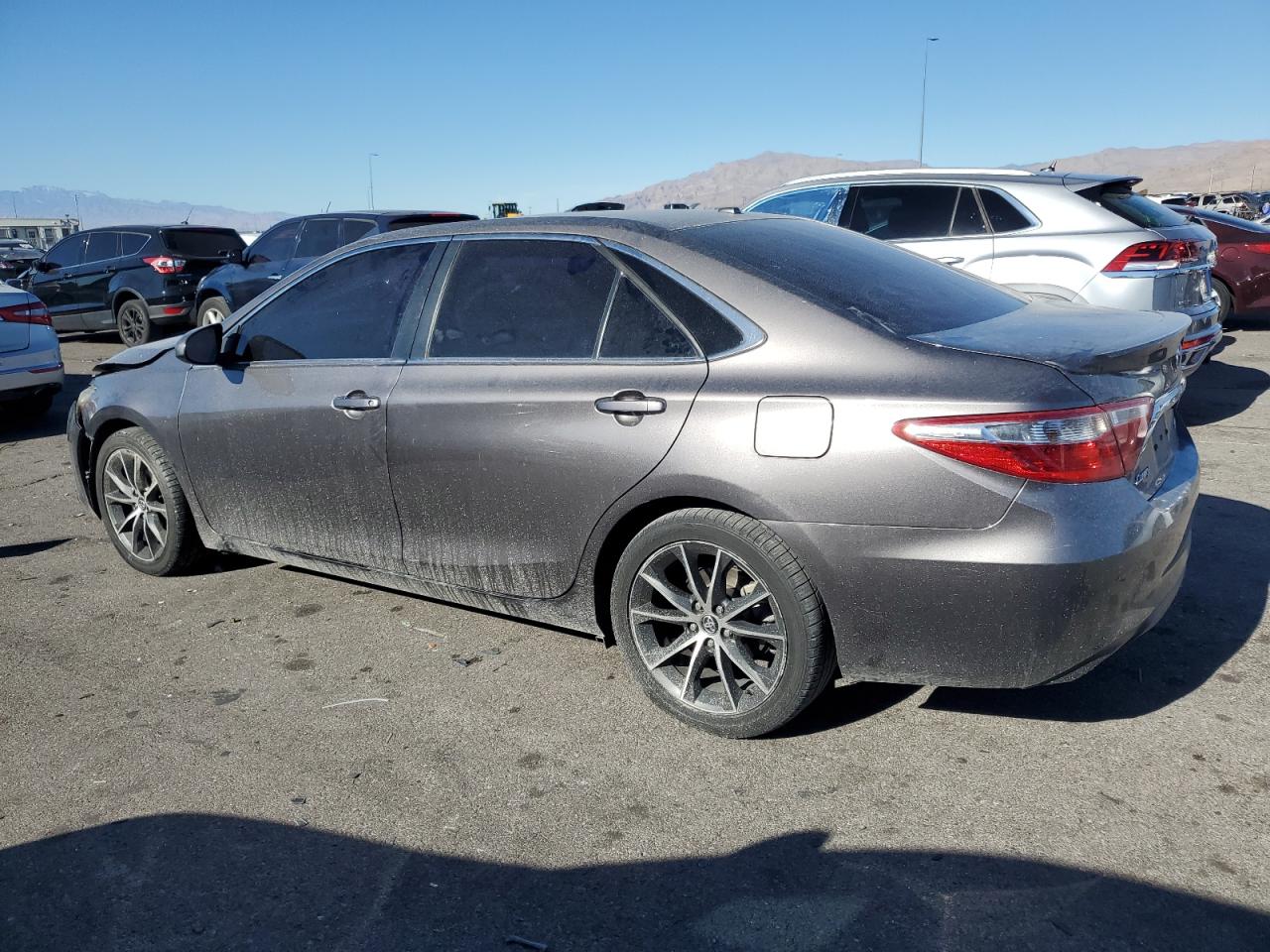 VIN 4T1BF1FK6HU287592 2017 TOYOTA CAMRY no.2