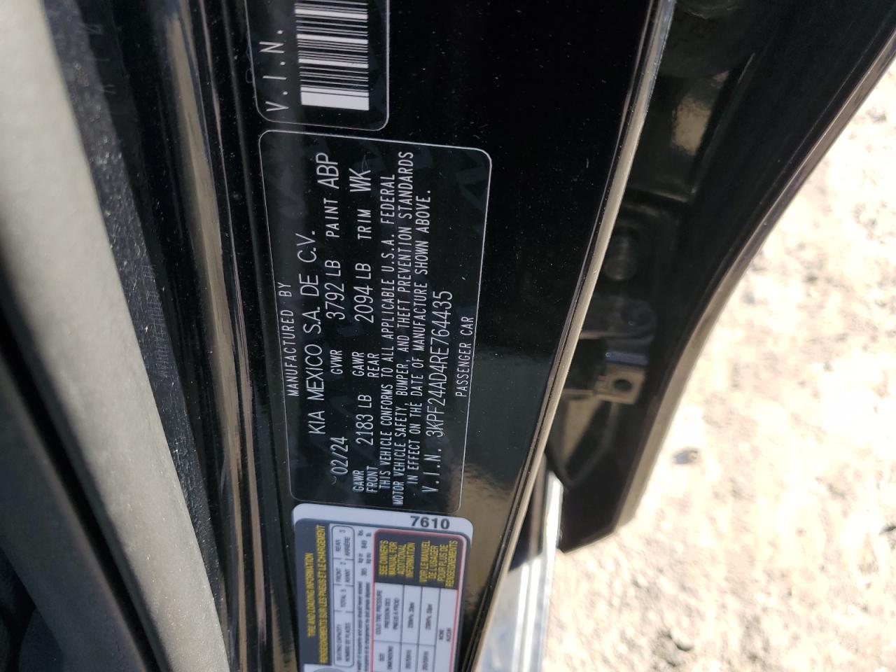 2024 Kia Forte - Image 13