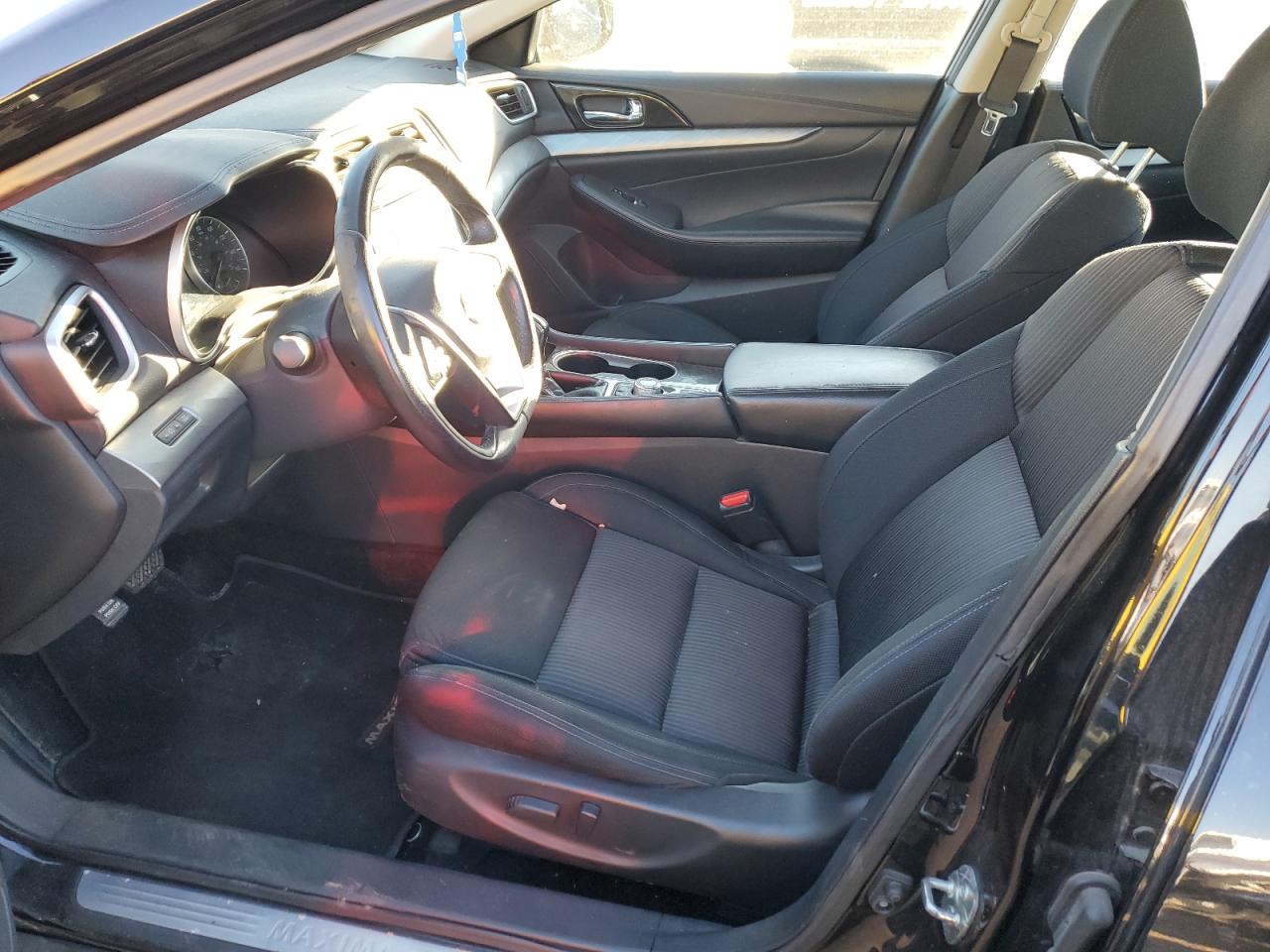2017 Nissan Maxima - Image 7