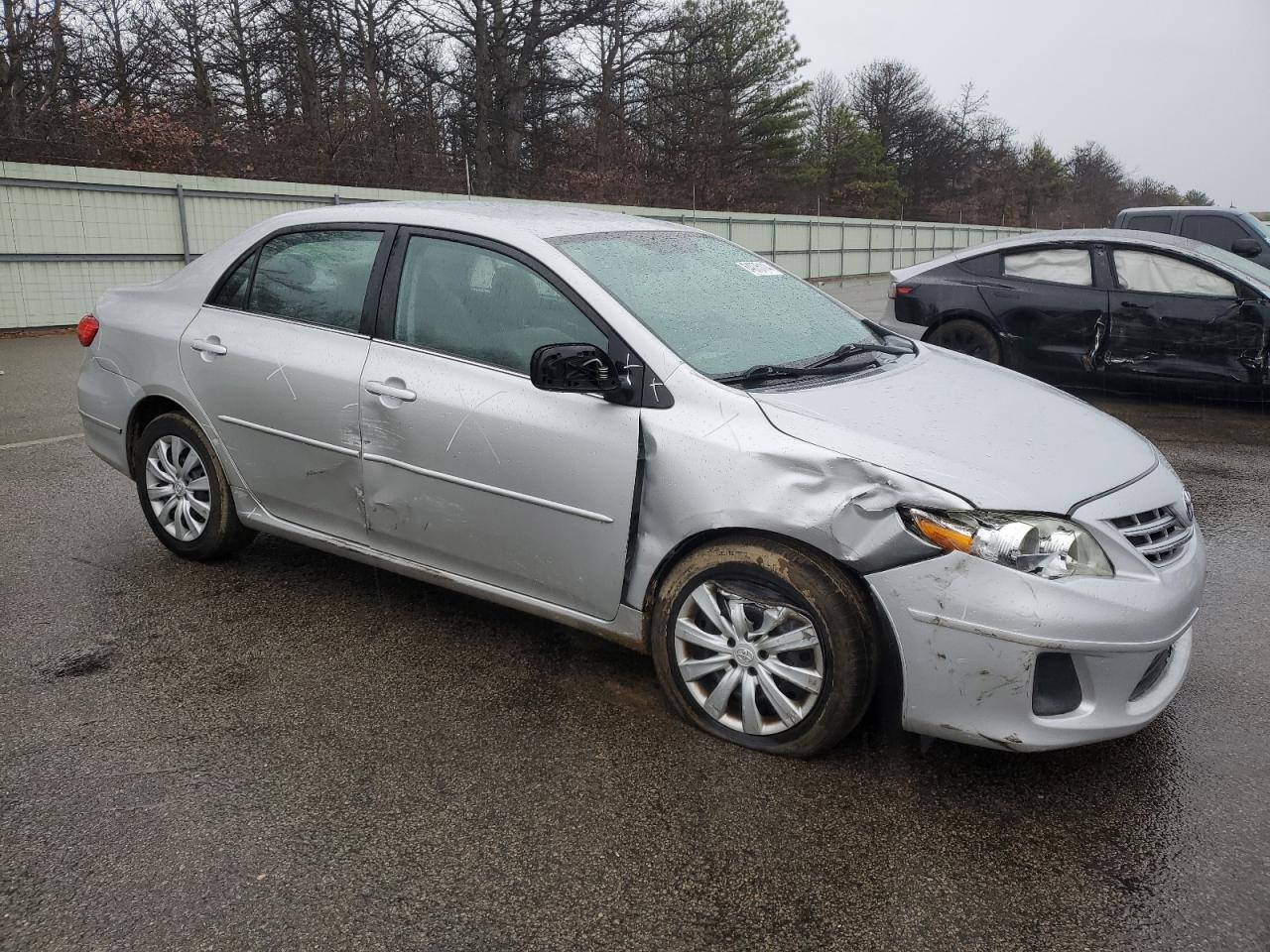 VIN 2T1BU4EEXDC977862 2013 TOYOTA COROLLA no.4