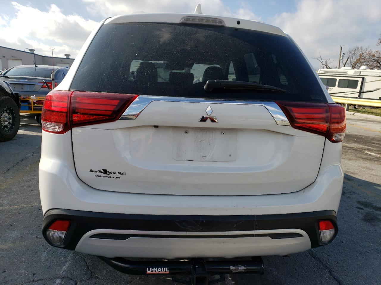 2020 Mitsubishi Outlander - Image 6
