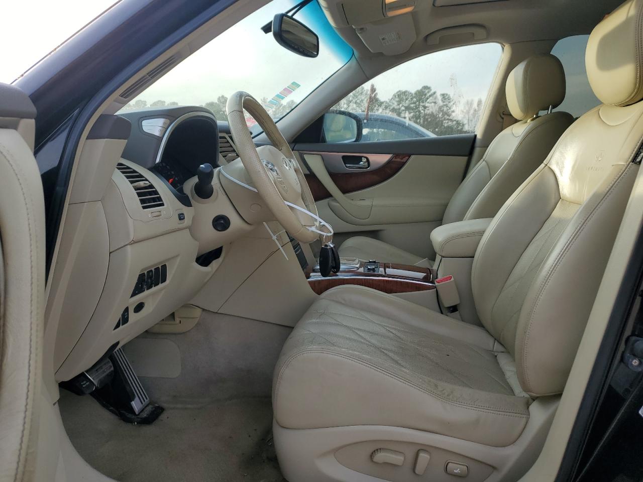 2011 Infiniti FX - Image 7