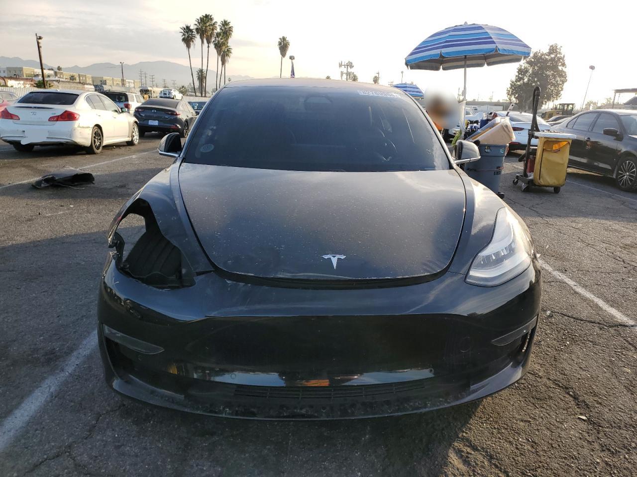 VIN 5YJ3E1EA0JF042368 2018 TESLA MODEL 3 no.5