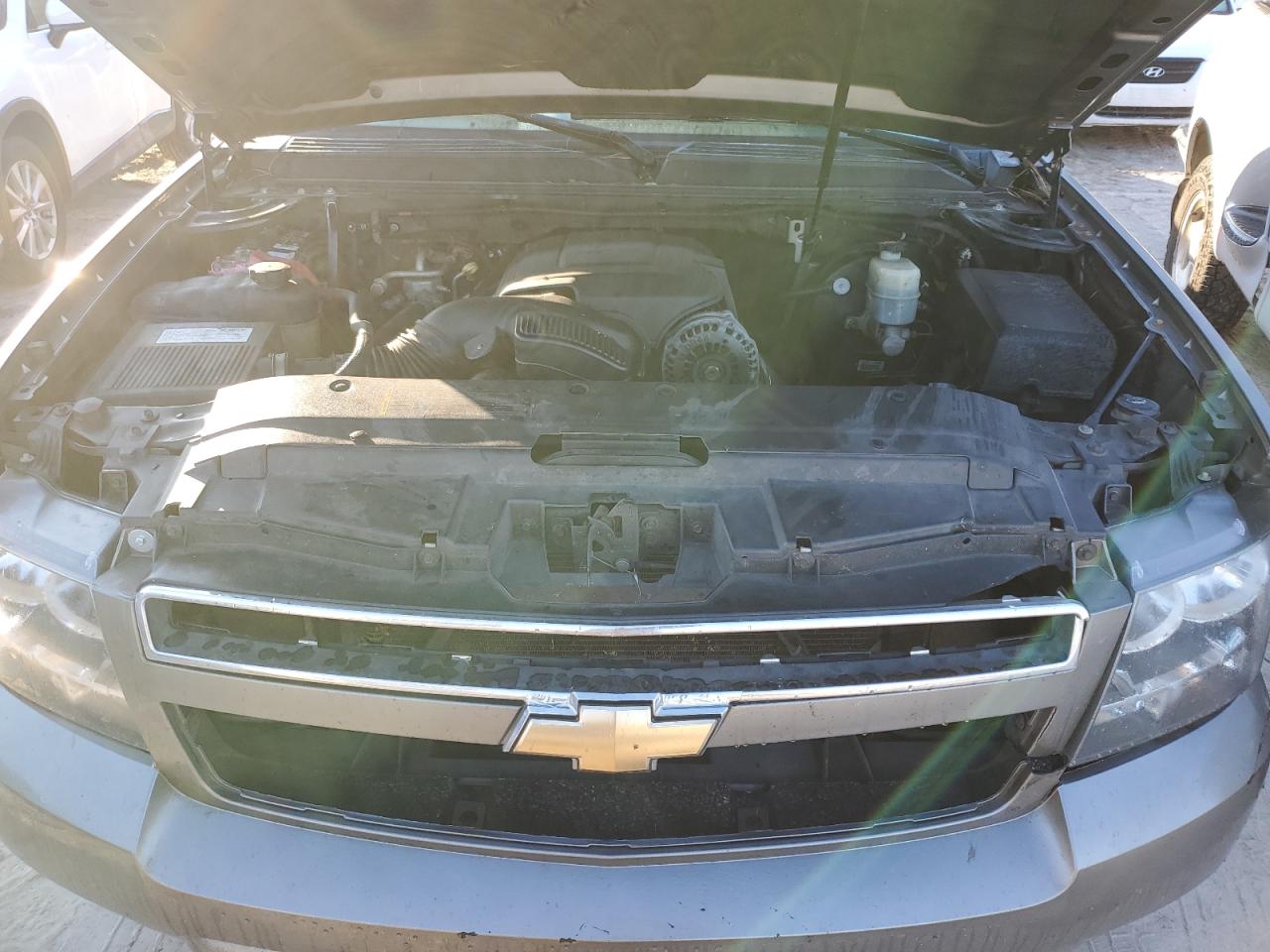 2007 Chevrolet Tahoe - Image 12