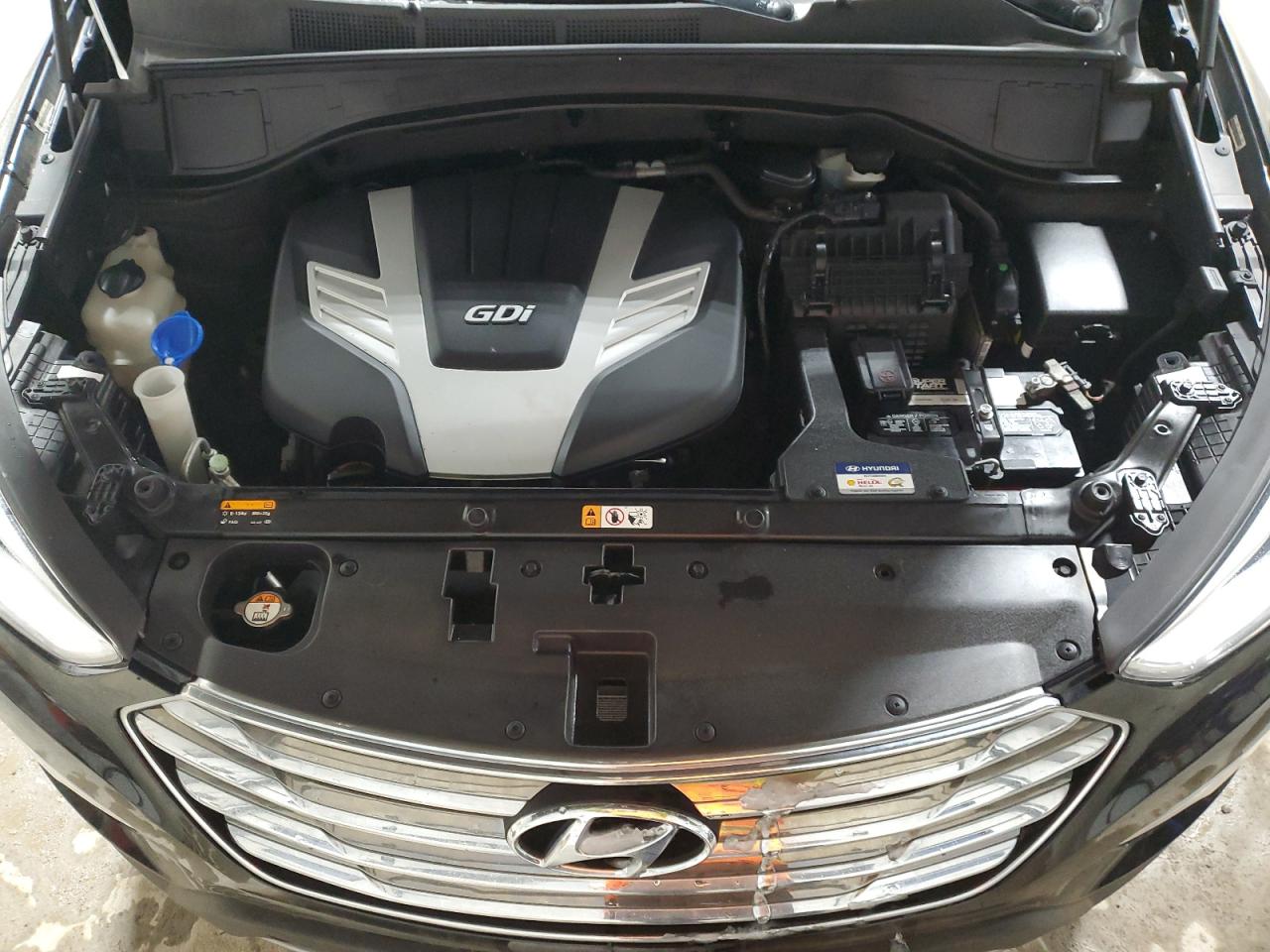 2014 Hyundai Santa Fe - Image 12