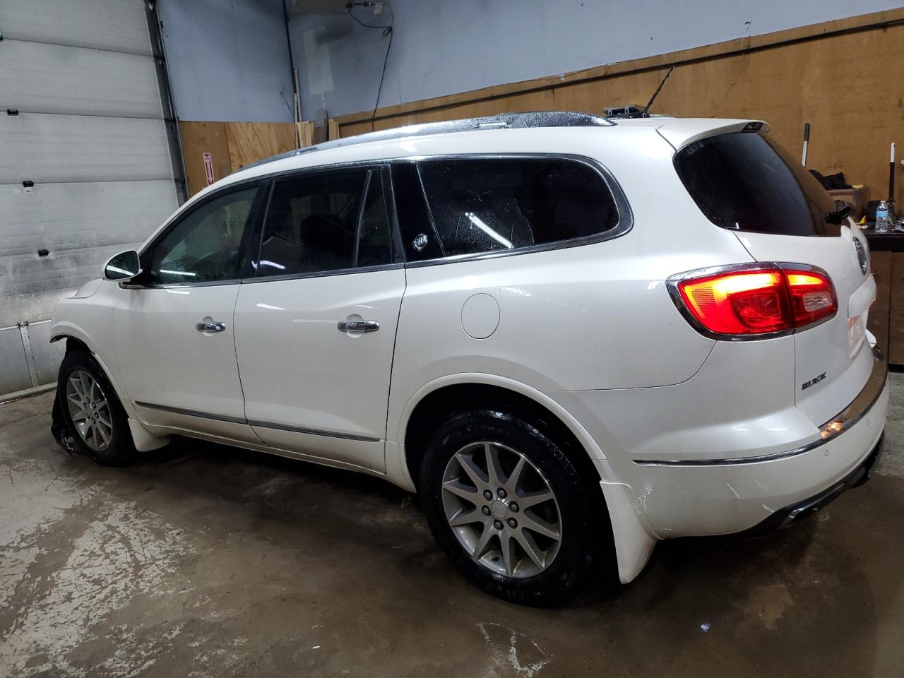 VIN 5GAKVBKD0FJ249179 2015 BUICK ENCLAVE no.2