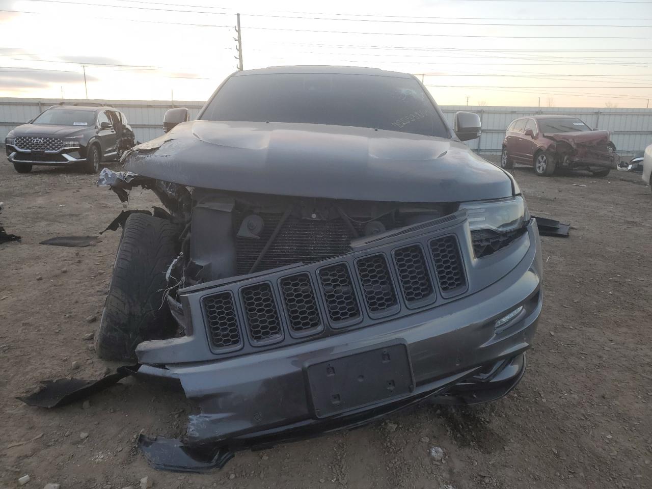 2015 Jeep Grand Cherokee - Image 5