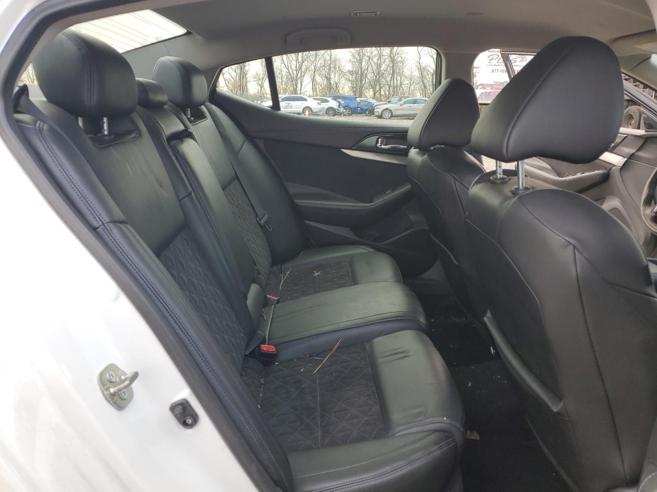 2016 Nissan Maxima - Image 10