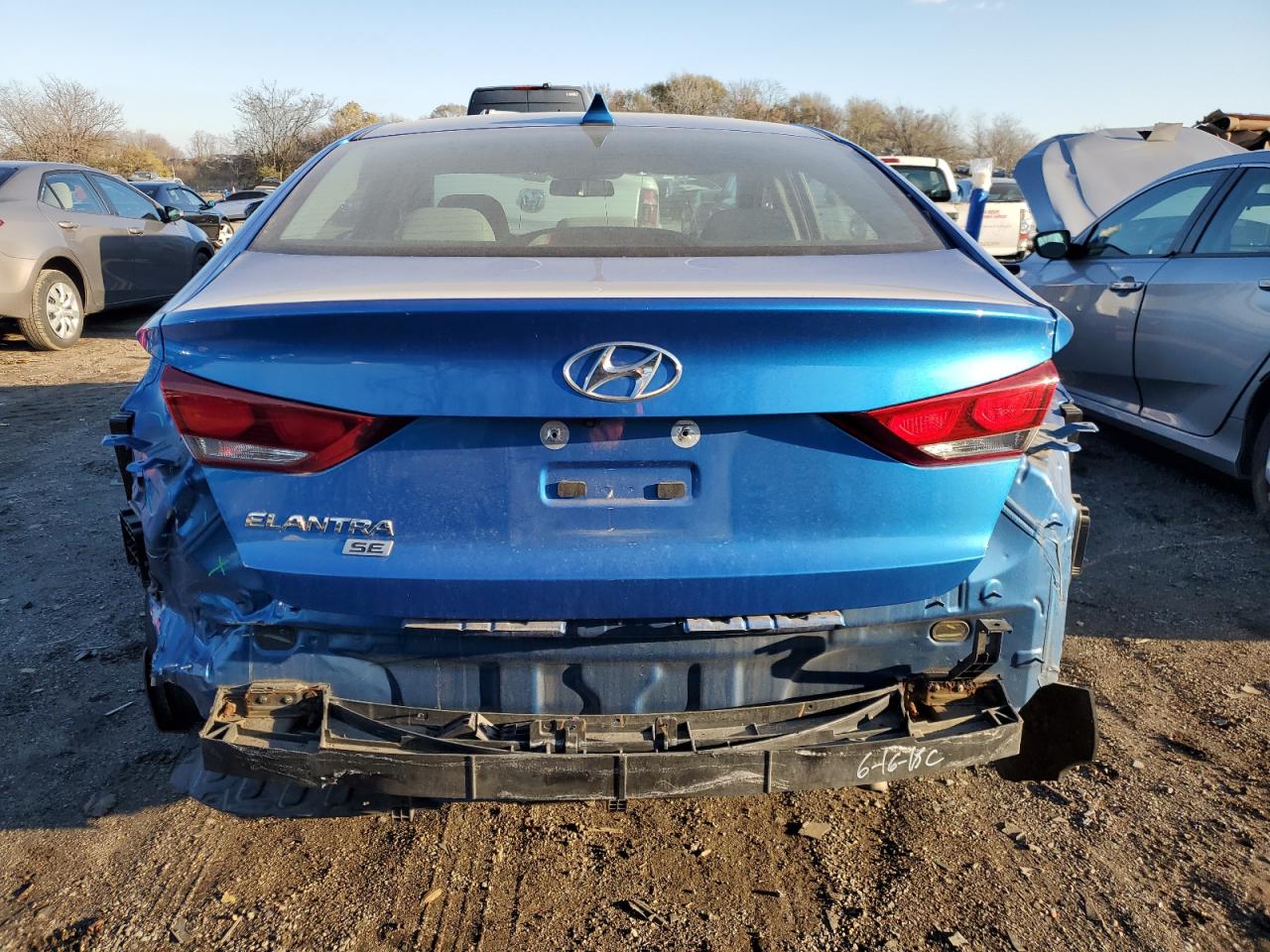 2018 Hyundai Elantra - Image 6