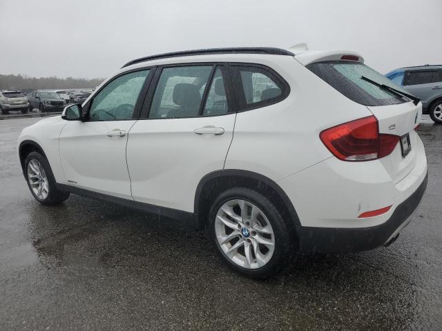  BMW X1 2015 Белы