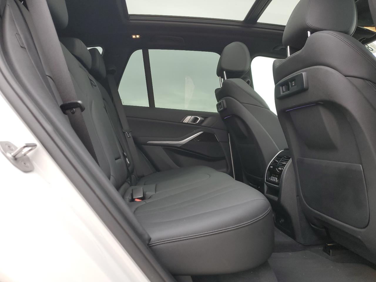 2020 BMW X5 - Image 11