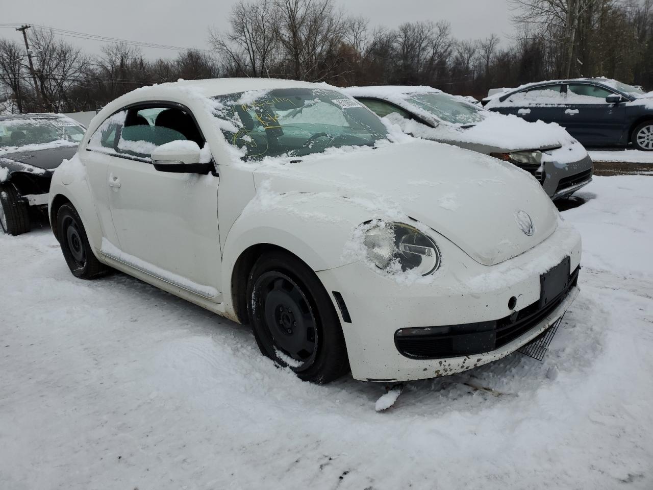 VIN 3VWJP7AT5DM601843 2013 VOLKSWAGEN BEETLE no.4