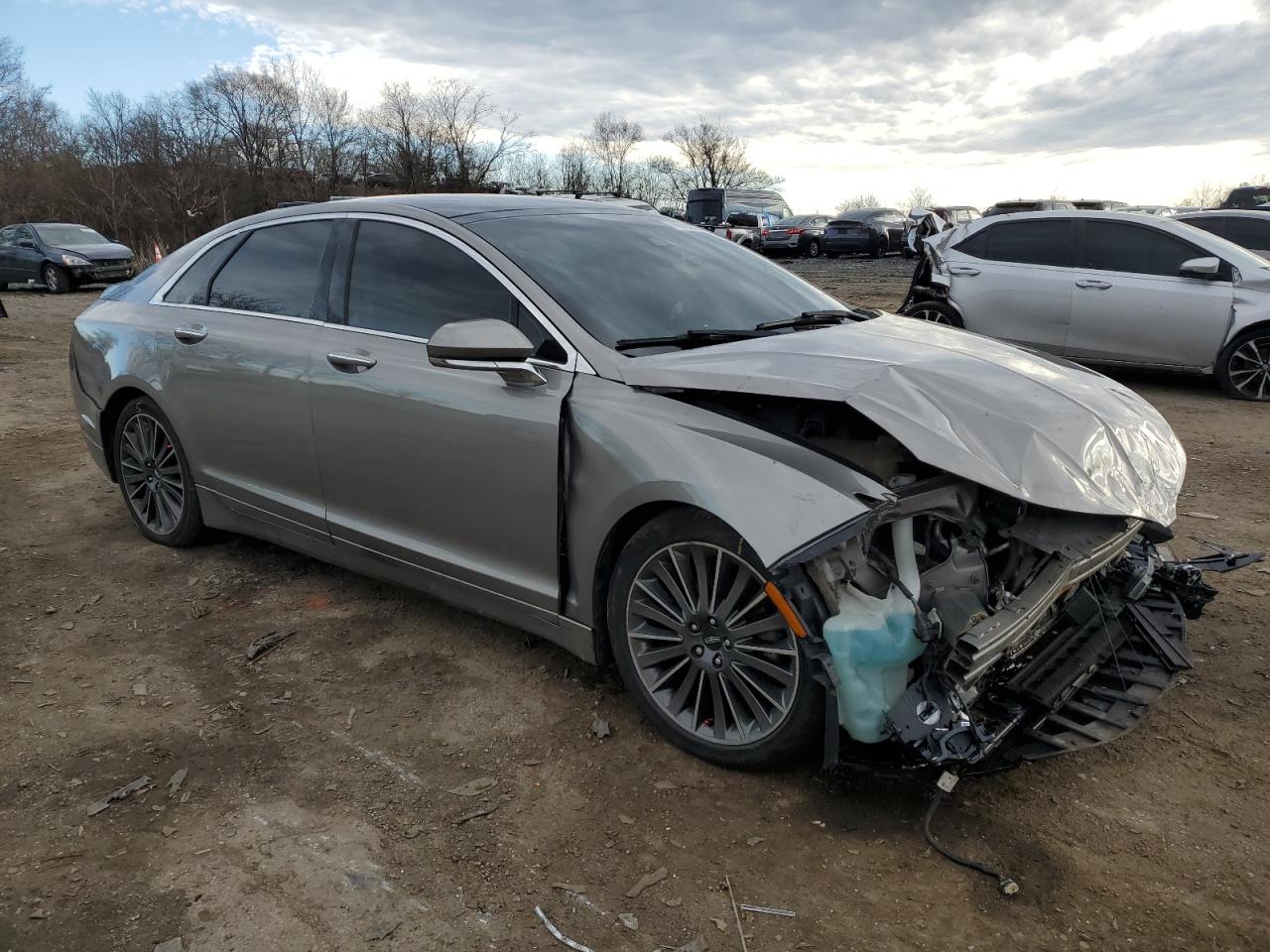 VIN 3LN6L2LU3FR617215 2015 LINCOLN MKZ no.4