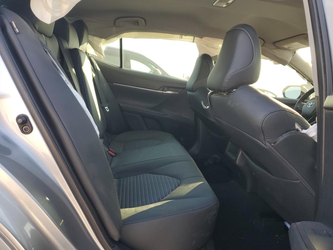 2023 Toyota Camry - Image 11