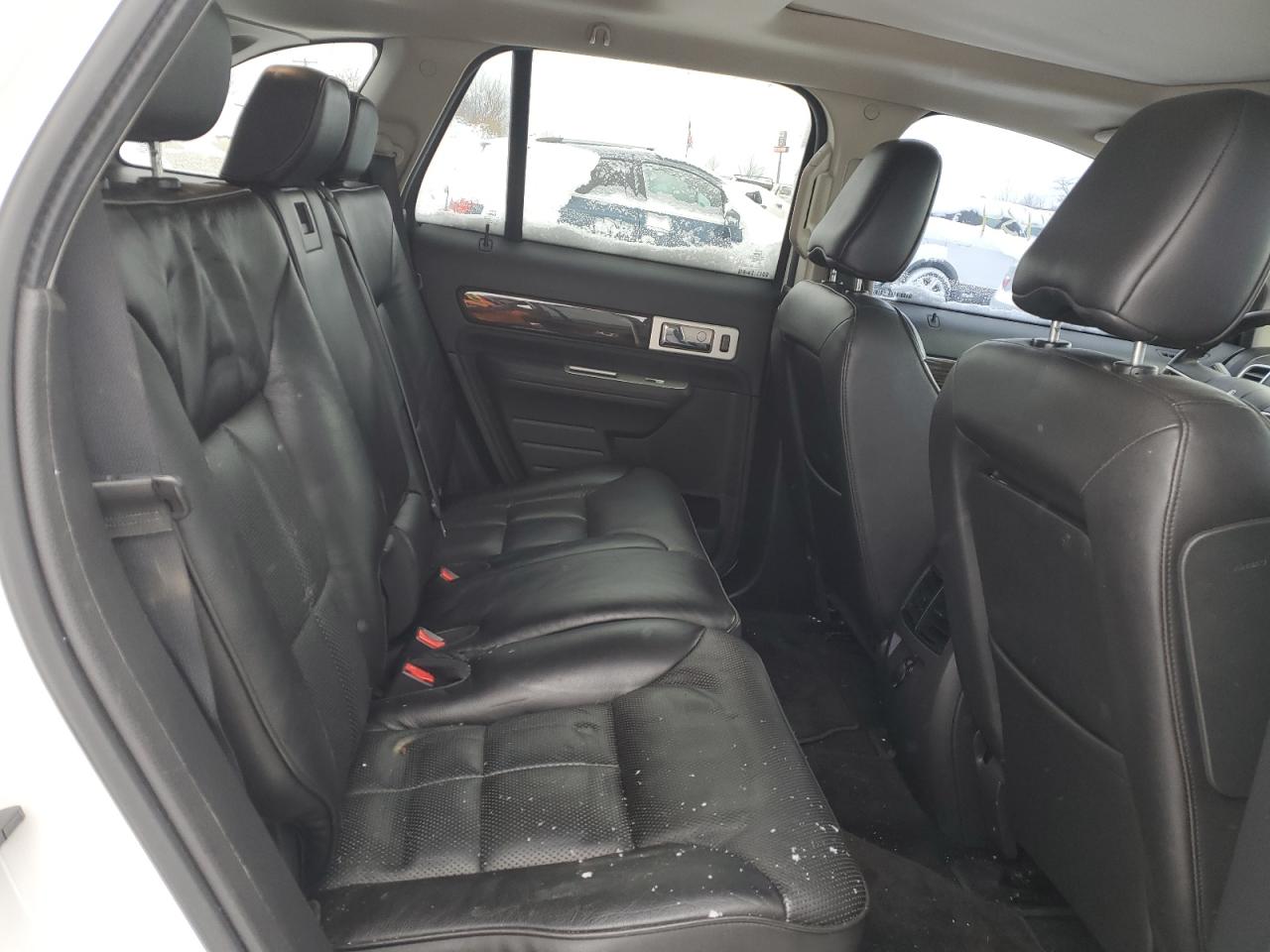 2010 Lincoln Mkx VIN: 2LMDJ8JC5ABJ18650 Lot: 84533434