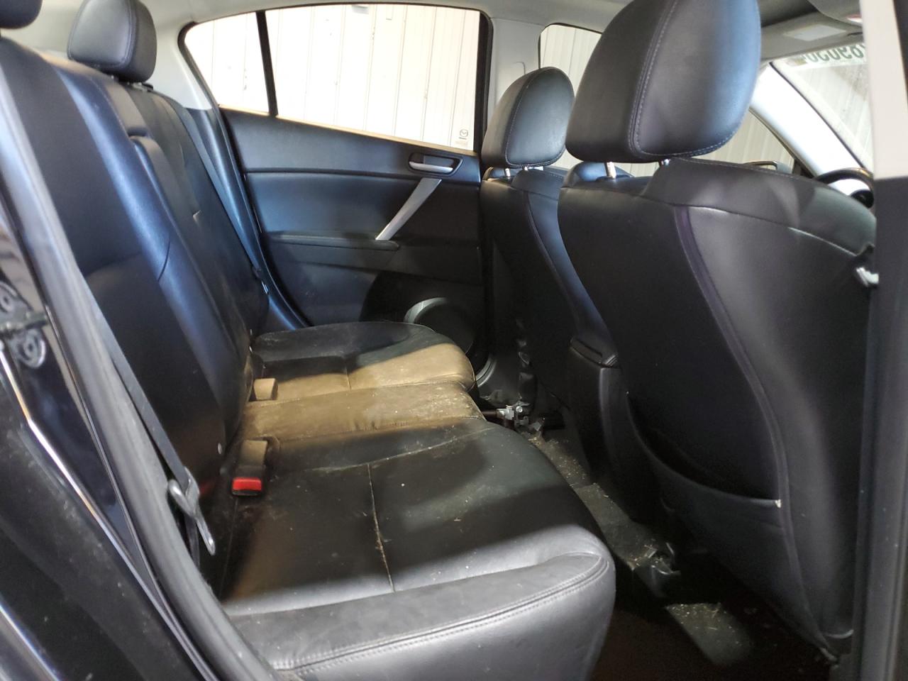 2012 Mazda 3 - Image 10