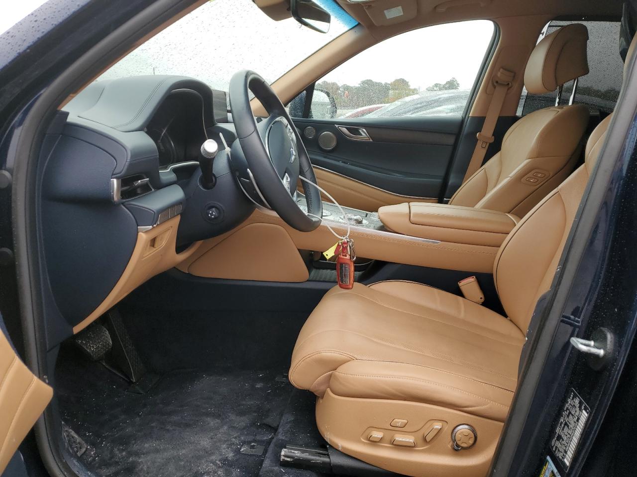 2022 Genesis GV80 - Image 7