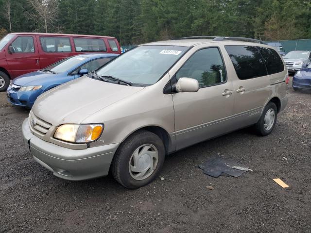 2002 Toyota Sienna Le for Sale in Graham, WA - Front End