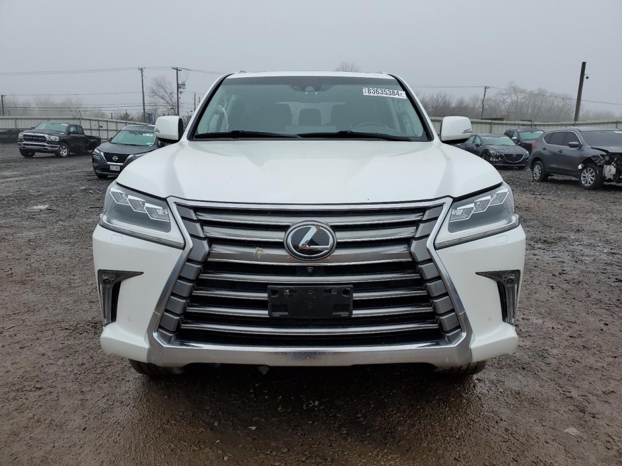 VIN JTJHY7AX7J4257535 2018 LEXUS LX570 no.5