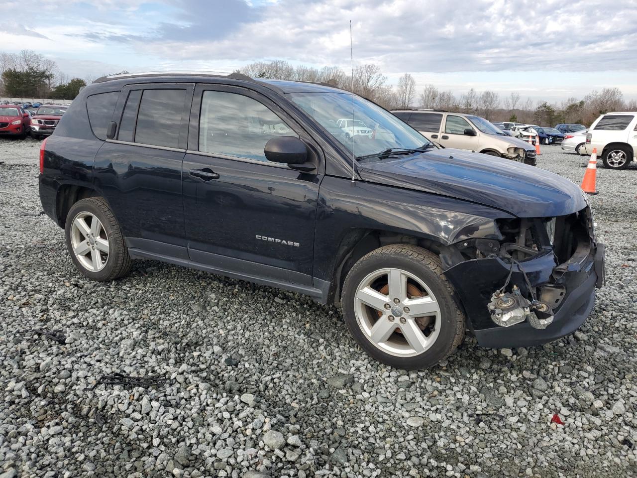 VIN 1C4NJDCB8DD271913 2013 JEEP COMPASS no.4