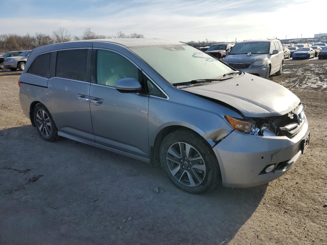 VIN 5FNRL5H96GB110156 2016 HONDA ODYSSEY no.4