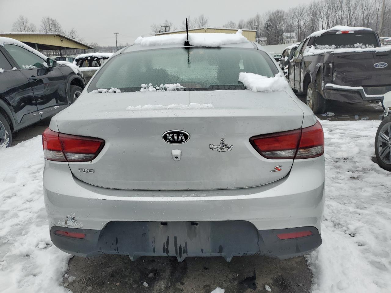 VIN 3KPA24AB8JE049851 2018 KIA RIO no.6