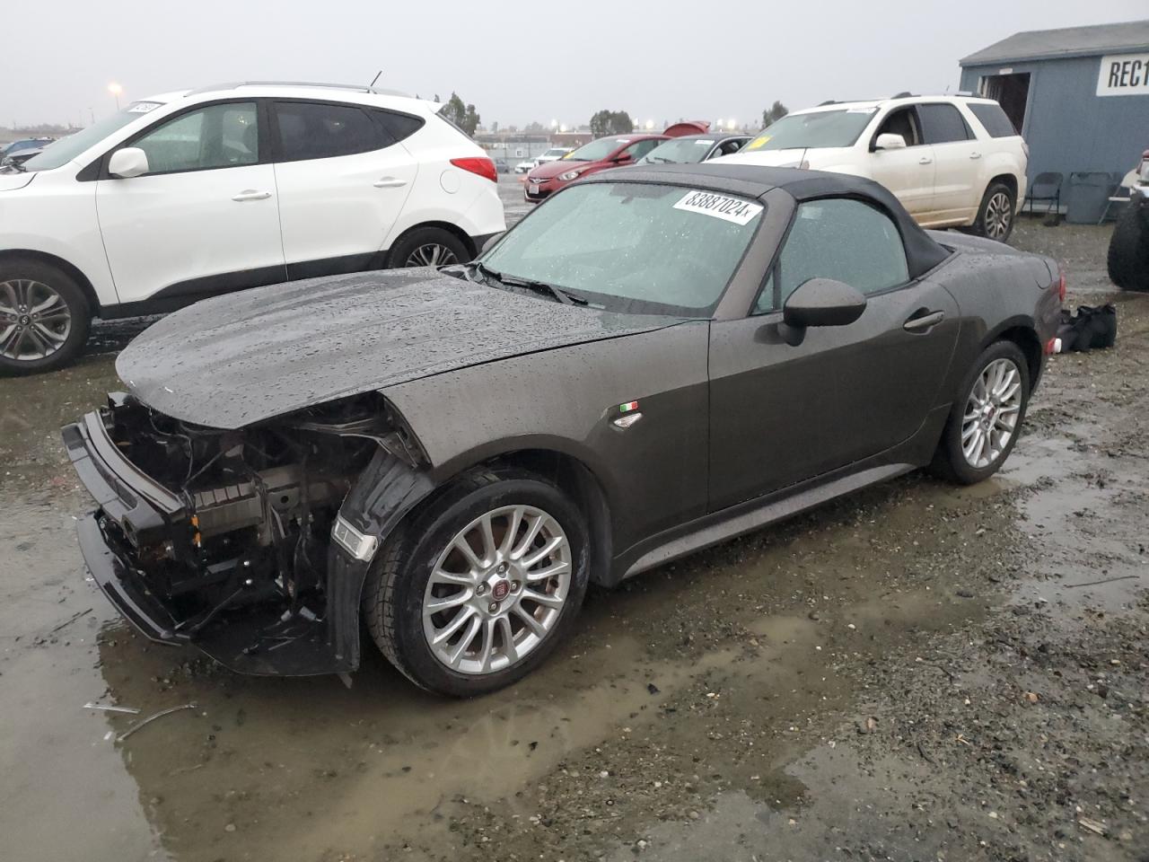 2017 Fiat 124 Spider - Image 1