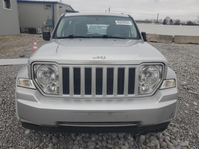  JEEP LIBERTY 2012 Серебристый