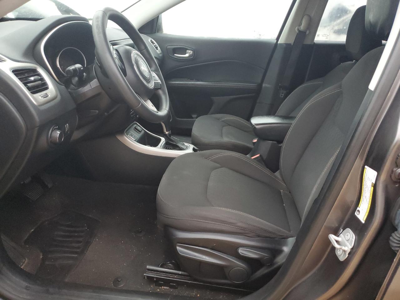 2018 Jeep Compass - Image 7