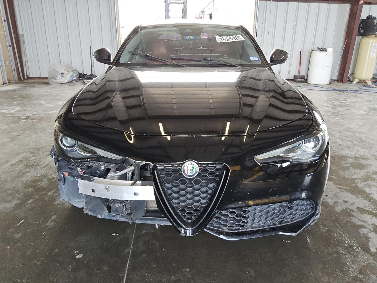 2020 Alfa Romeo Giulia - Image 5