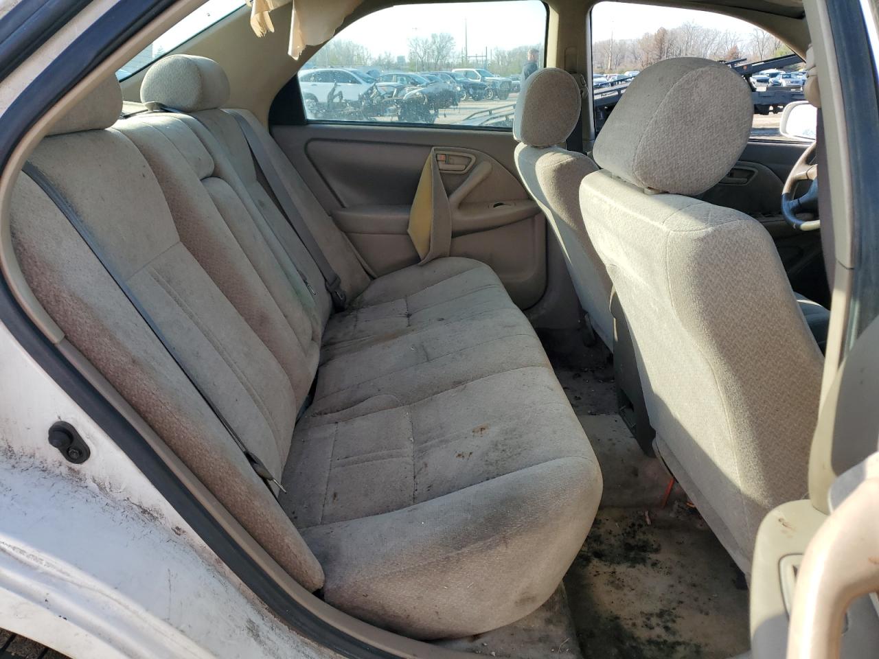 2000 Toyota Camry - Image 10