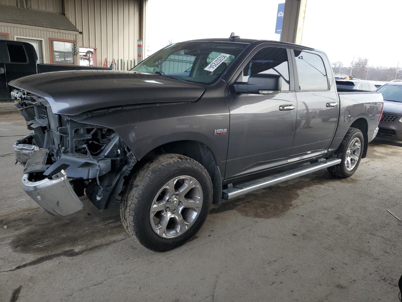 2017 Ram 1500 Slt იყიდება Fort Wayne-ში, IN - Front End