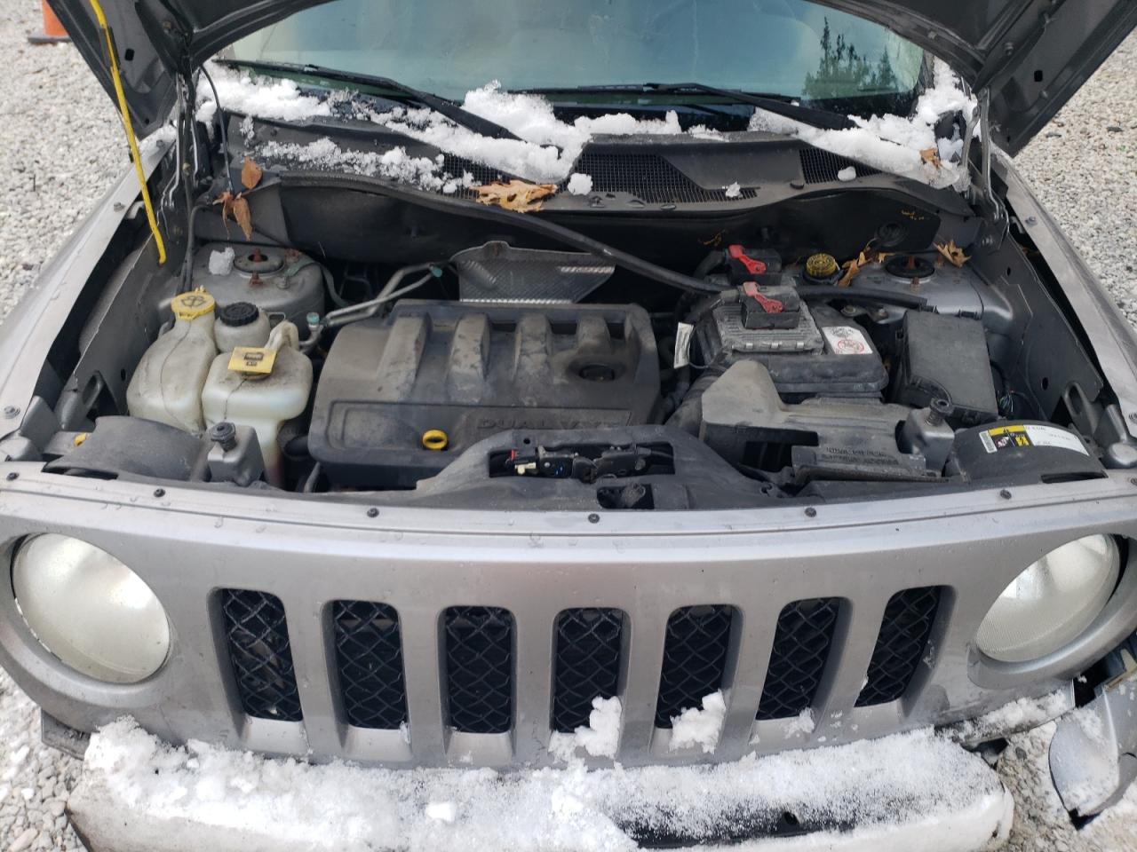 2017 Jeep Liberty (Patriot) - Image 14