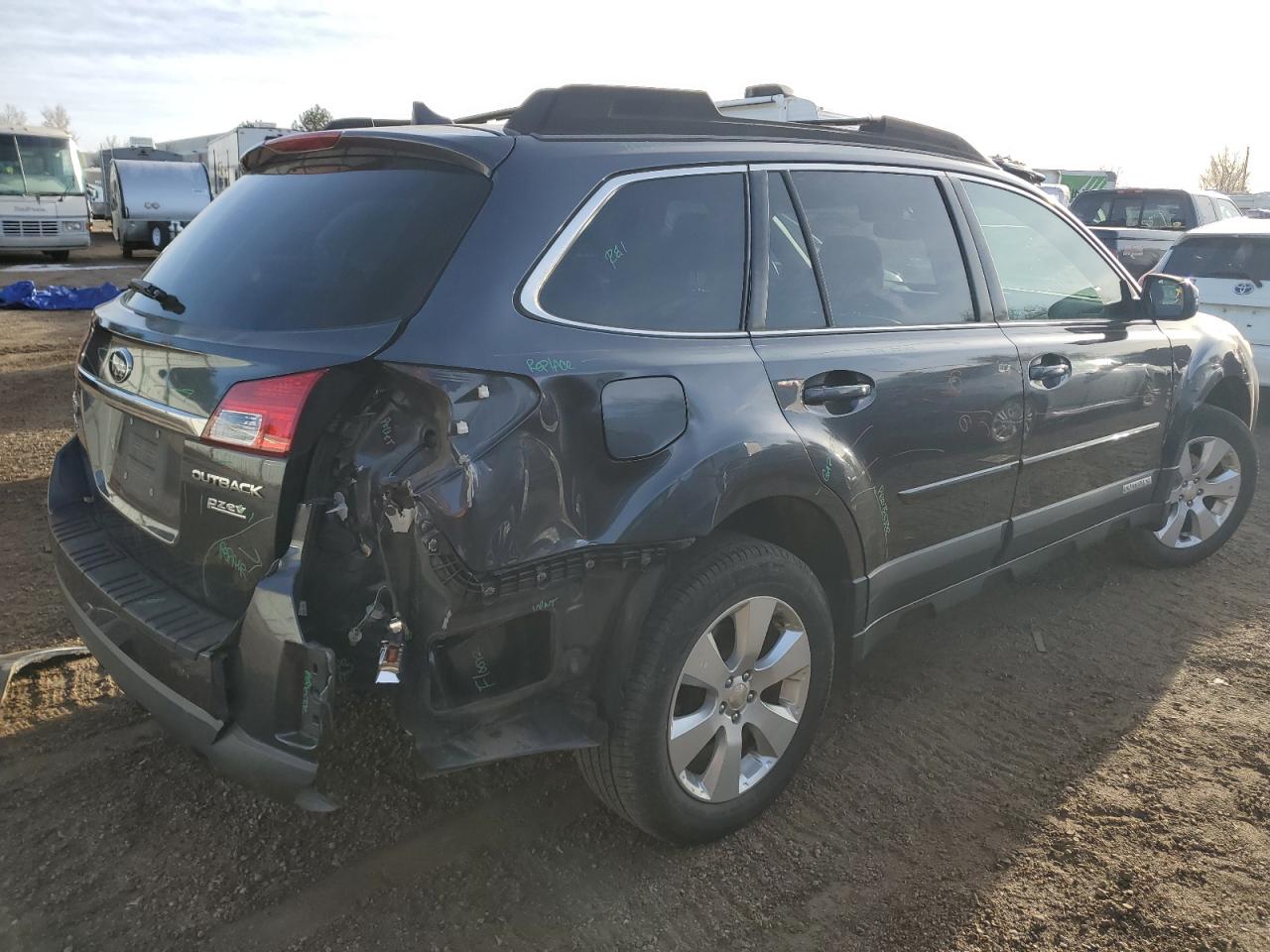 2011 Subaru Outback - Image 3