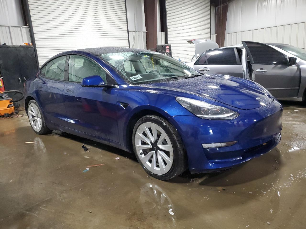 VIN 5YJ3E1EA9NF368661 2022 TESLA MODEL 3 no.4