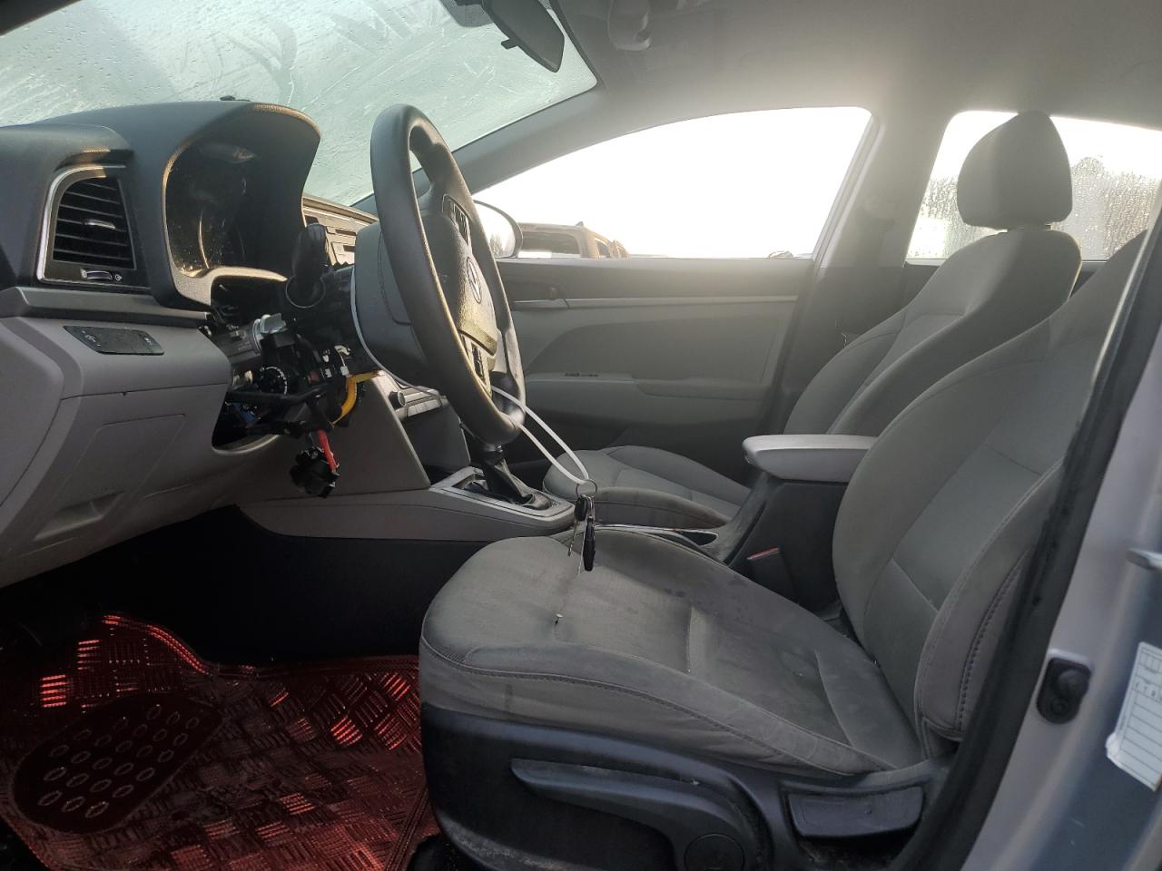 2017 Hyundai Elantra - Image 7
