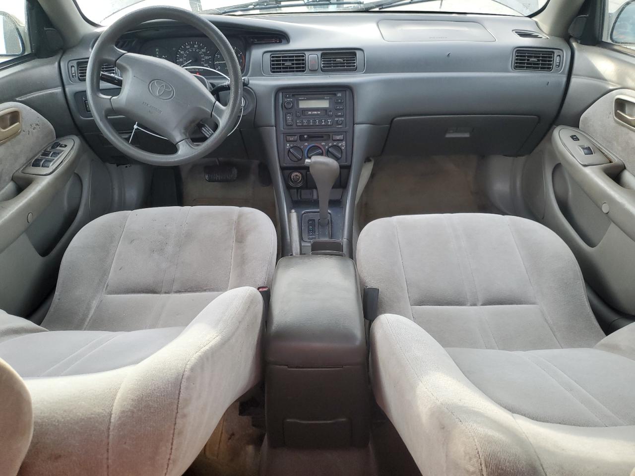 1999 Toyota Camry - Image 8