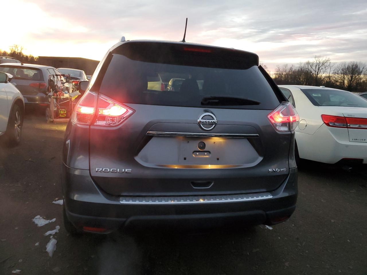2016 Nissan Rogue - Image 6