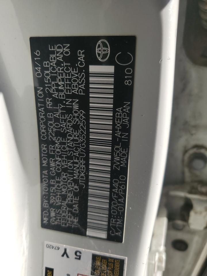 2016 Toyota Prius - Image 12