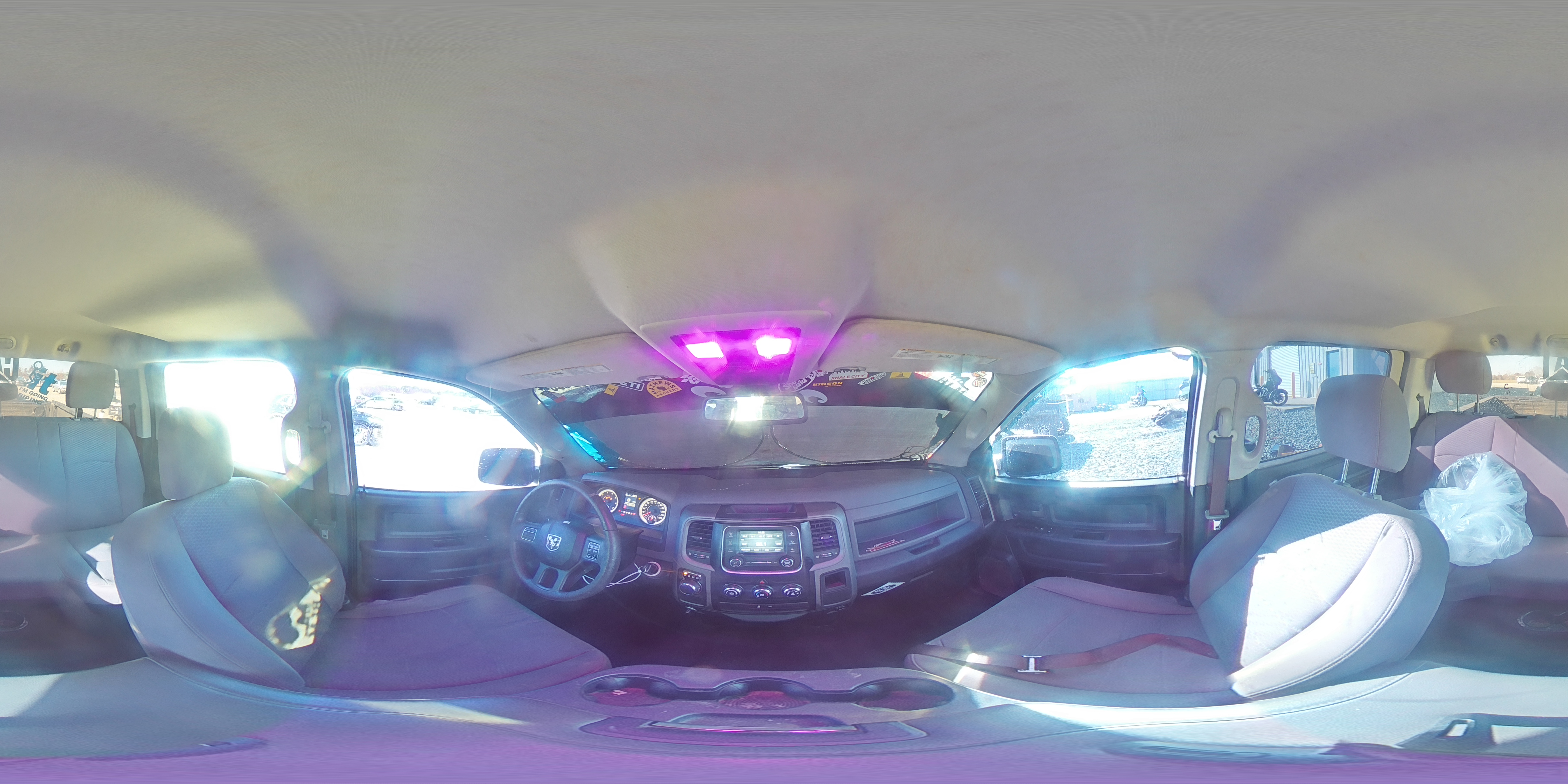 2014 RAM 1500 - Image 15